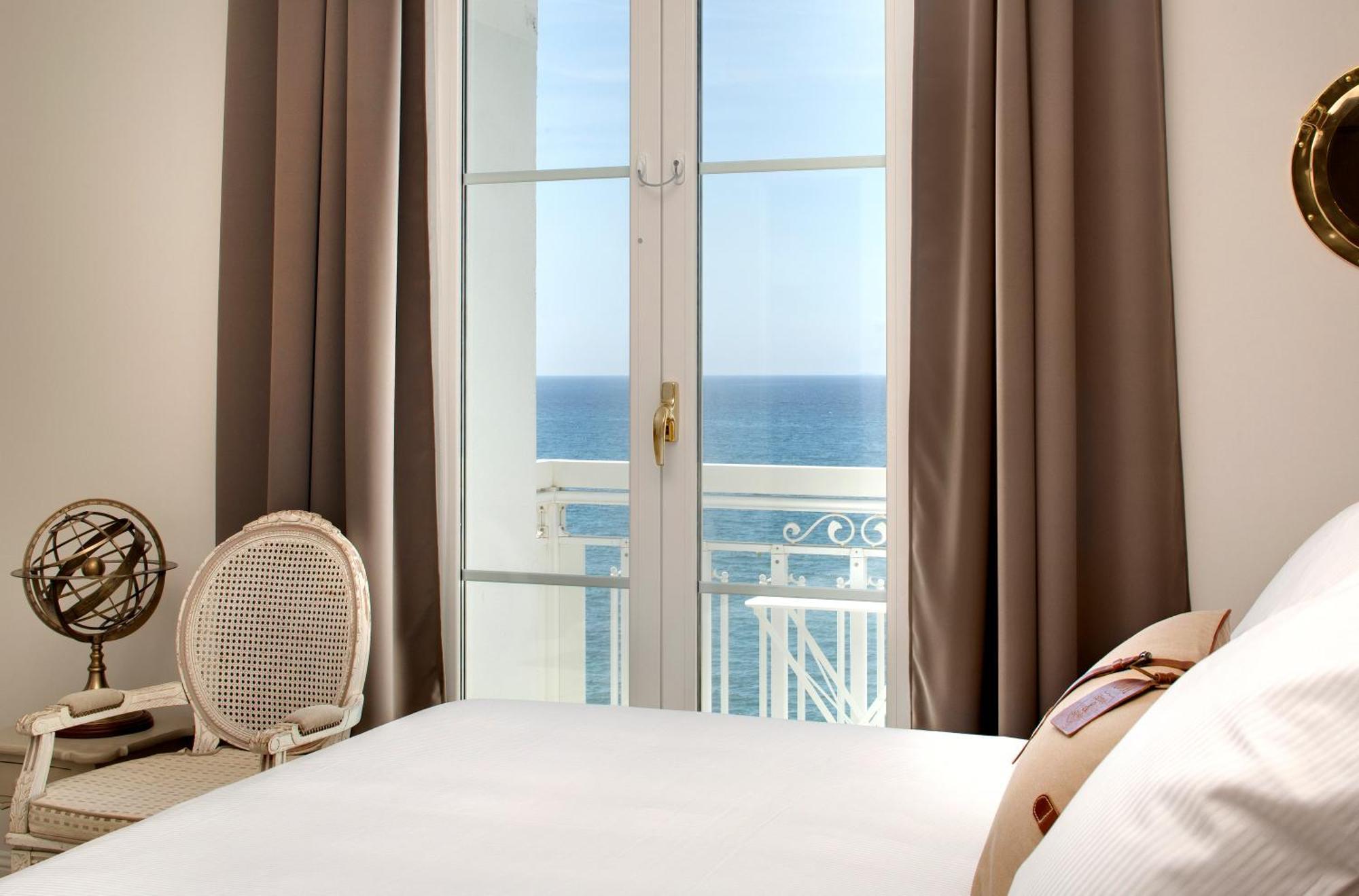Grand Hotel Des Sablettes Plage, Curio Collection By Hilton La Seyne-sur-Mer Exterior foto