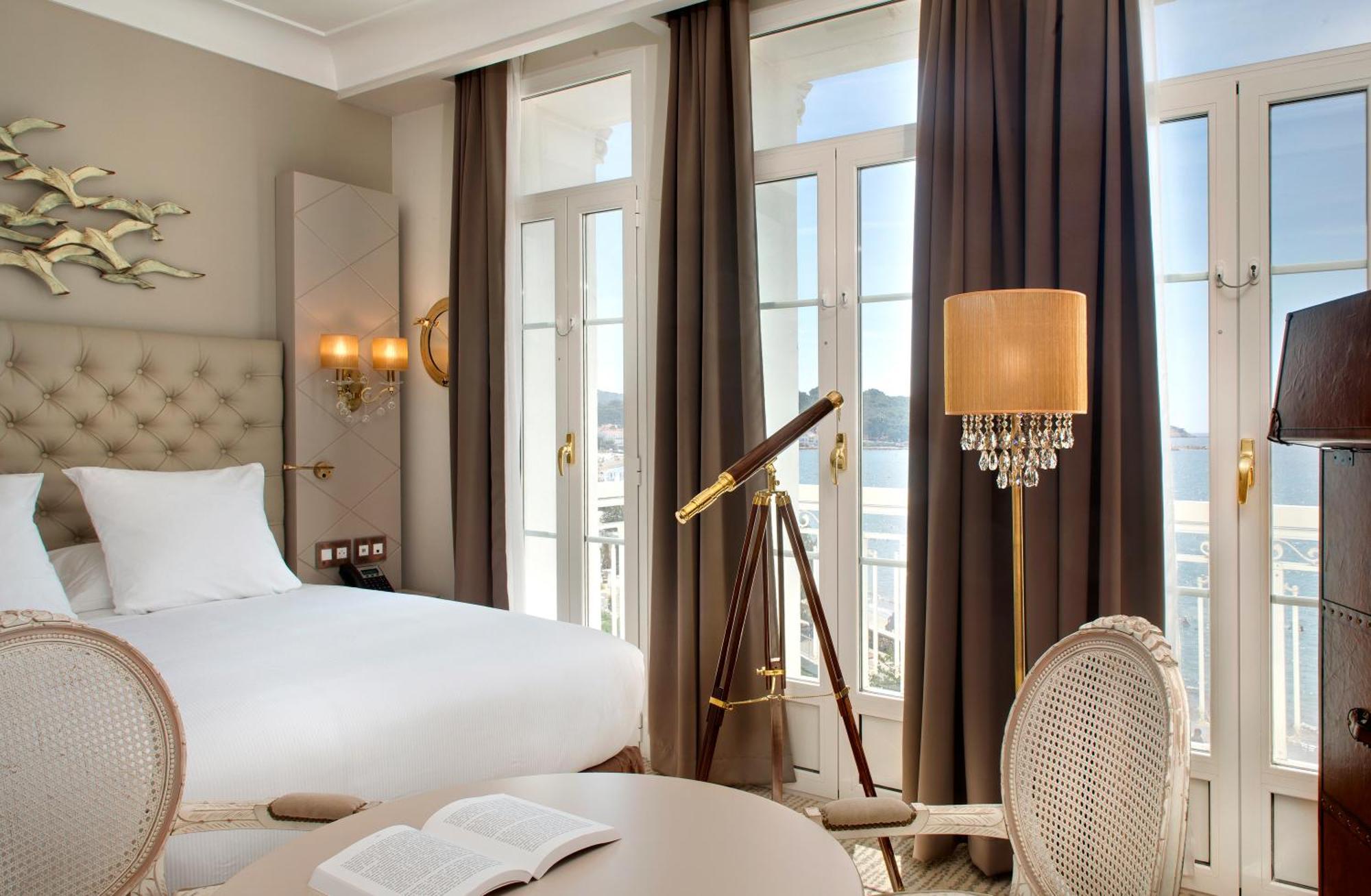 Grand Hotel Des Sablettes Plage, Curio Collection By Hilton La Seyne-sur-Mer Exterior foto